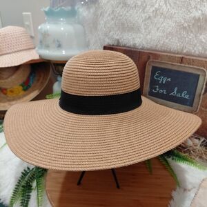 Classic Wide-Brim Tan Sun Hat with Black Band
